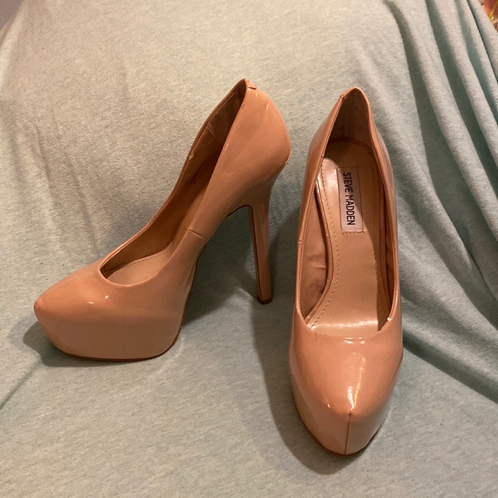 Nude Steve Madden DEJAVU 6 inch stiletto pumps